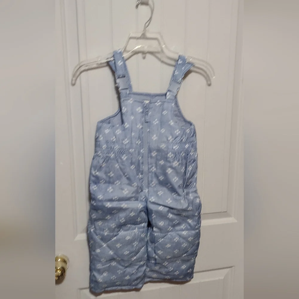 New condition set Oshkosh for girls size 4